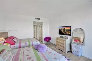 2000 Island Blvd, Aventura, FL 33160 - Photo 22