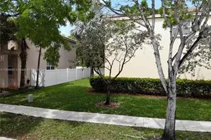 15562 SW 50th Ct, Miramar, FL 33027 - Photo 8
