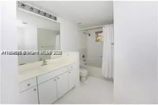 17125 N Bay Rd, Sunny Isles Beach, FL 33160 - Photo 12