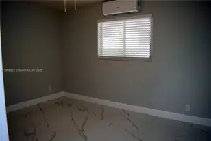 622 NE 6th St, Hallandale Beach, FL 33009 - Photo 8