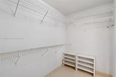 1901 Brickell Ave #B1408, Miami, FL 33129 - Photo 14