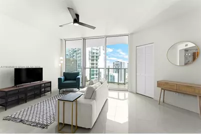 300 S Biscayne Blvd #T-3407, Miami, FL 33131 - Photo 1