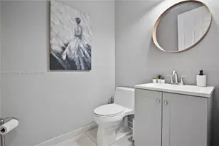 10204 NW 86th St, Doral, FL 33178 - Photo 14