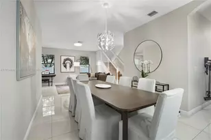 10204 NW 86th St, Doral, FL 33178 - Photo 10