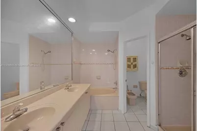 4863 NW 109th Path, Doral, FL 33178 - Photo 24