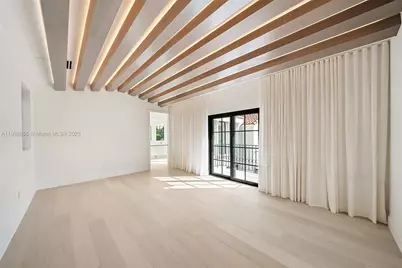 601 NE 56th St, Miami, FL 33137 - Photo 32