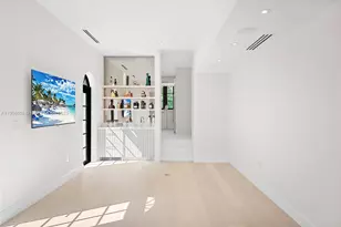 601 NE 56th St, Miami, FL 33137 - Photo 24