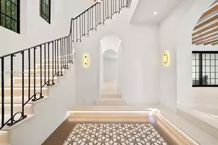 601 NE 56th St, Miami, FL 33137 - Photo 14