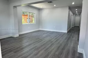 1230 NW 70th St, Miami, FL 33147 - Photo 4