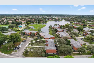 1413 SW 109th Way, Davie, FL 33324 - Photo 2