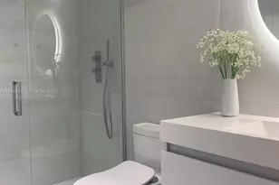 900 Bay Dr, Miami Beach, FL 33141 - Photo 14