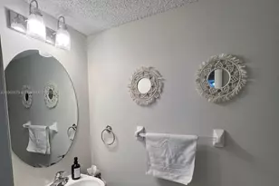 20301 W Country Club Dr, Aventura, FL 33180 - Photo 20