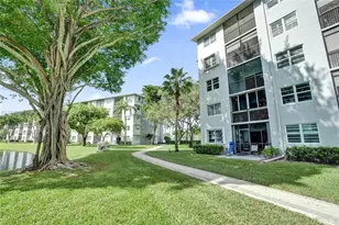 2220 N Cypress Bend Dr, Pompano Beach, FL 33069 - Photo 58