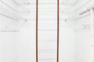 2220 N Cypress Bend Dr, Pompano Beach, FL 33069 - Photo 28