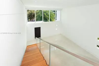 1325 Bay Dr, Miami Beach, FL 33141 - Photo 22