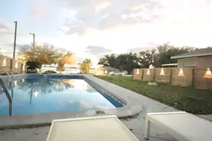 1065 N 10th St, Other City - In The State Of Florida, FL 33839 - Photo 8