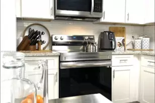 1065 N 10th St, Other City - In The State Of Florida, FL 33839 - Photo 6