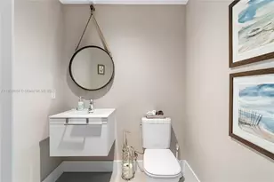 17111 Biscayne Blvd, North Miami Beach, FL 33160 - Photo 28