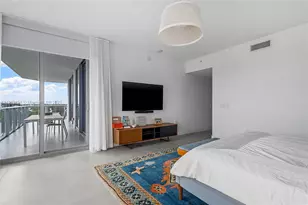 17111 Biscayne Blvd, North Miami Beach, FL 33160 - Photo 18