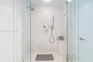 17111 Biscayne Blvd, North Miami Beach, FL 33160 - Photo 24