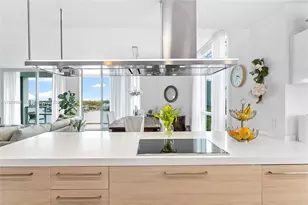 17111 Biscayne Blvd, North Miami Beach, FL 33160 - Photo 4