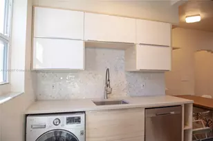 10078 E Bay Harbor Dr, Bay Harbor Islands, FL 33154 - Photo 16