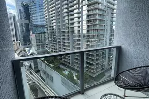 31 SE 6th St, Miami, FL 33131 - Photo 20
