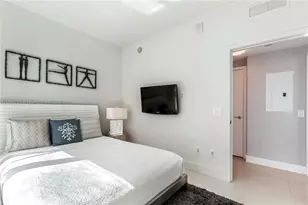 6899 Collins Ave, Miami Beach, FL 33141 - Photo 12
