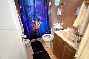 9900 NW 25th Ave, Miami, FL 33147 - Photo 8