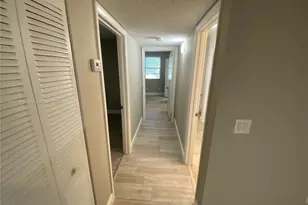 1237 SW 46th Ave, Pompano Beach, FL 33069 - Photo 8