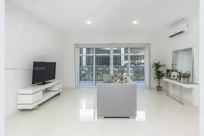 25850 SW 140th Ct #6-209, Homestead, FL 33032 - Photo 2