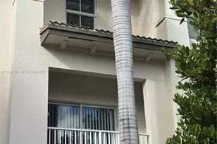 11605 NW 89th St, Doral, FL 33178 - Photo 2