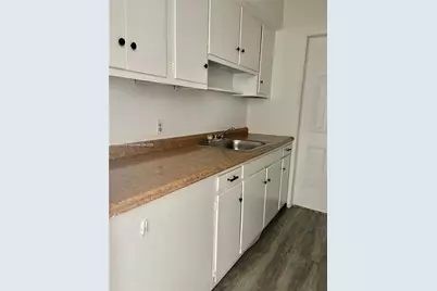 780 81st St #8, Miami Beach, FL 33141 - Photo 4