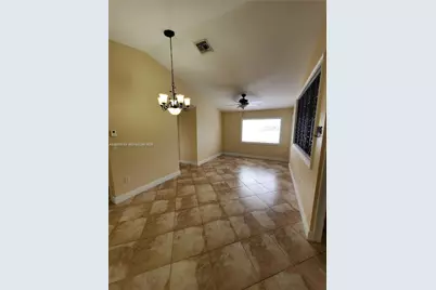 7841 SW 152nd Ave #4, Miami, FL 33193 - Photo 6