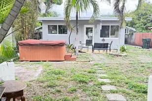 226 SW 11th St, Dania Beach, FL 33004 - Photo 1