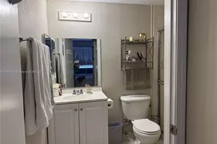 11060 SW 196th St, Cutler Bay, FL 33157 - Photo 8