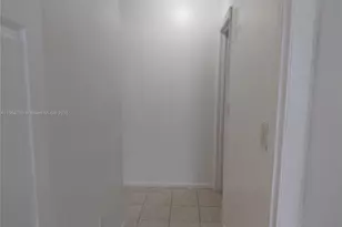 13950 NE 2nd Ave, Miami, FL 33161 - Photo 52