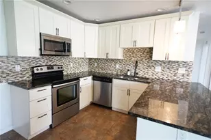 2300 SW 42nd Terrace, Fort Lauderdale, FL 33317 - Photo 4