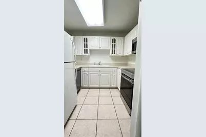 6780 W 2nd Ct #214, Hialeah, FL 33012 - Photo 2