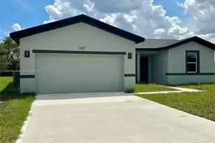 1427 Punta Gorda Dr, Other City - In The State Of Florida, FL 34759 - Photo 2