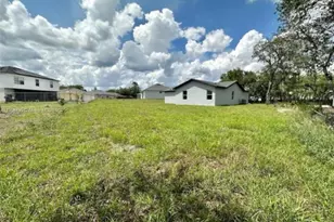 1427 Punta Gorda Dr, Other City - In The State Of Florida, FL 34759 - Photo 6