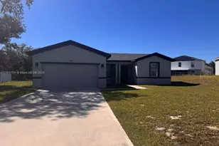 1427 Punta Gorda Dr, Other City - In The State Of Florida, FL 34759 - Photo 4