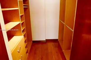 801 N Venetian Dr, Miami, FL 33139 - Photo 16