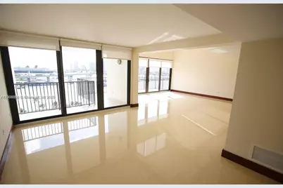 801 N Venetian Dr #1106, Miami, FL 33139 - Photo 8