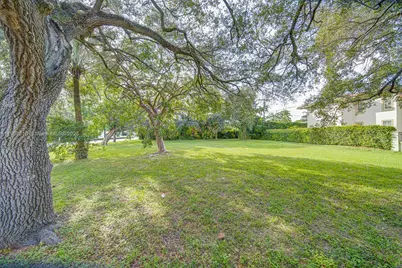 Fluvia & Le Jeune, Coral Gables, FL 33134 - Photo 2
