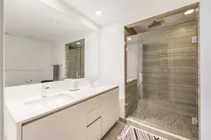 1010 Brickell Ave, Miami, FL 33131 - Photo 14