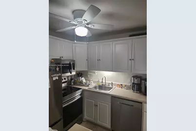 2114 E Cambridge  E #2114, Deerfield Beach, FL 33442 - Photo 10