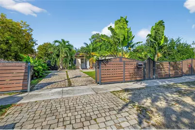 155 NW 124th St, North Miami, FL 33168 - Photo 2