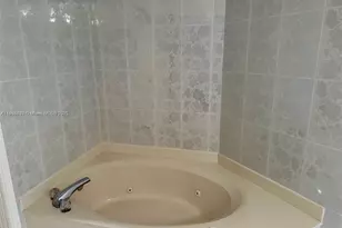 19101 NE 36th Ct, Aventura, FL 33180 - Photo 14