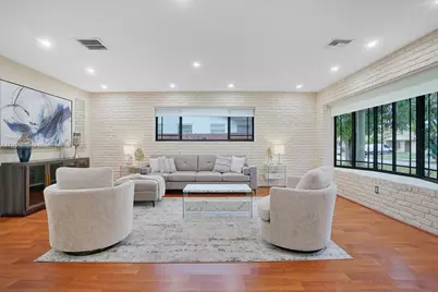 850 NE 182nd Ter, North Miami Beach, FL 33162 - Photo 2